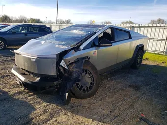 2024 Tesla Cybertruck 7G2CEHED4RA055388