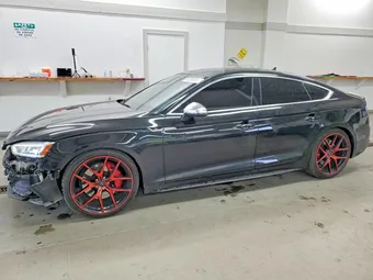 2018 Audi S5 WAUB4CF59JA063589