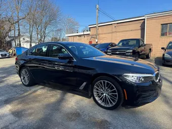 2019 BMW 5 Series WBAJE7C58KWW14782