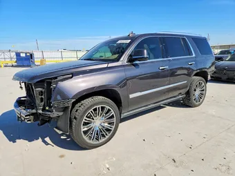2018 Cadillac Escalade 1GYS4DKJ2JR242127