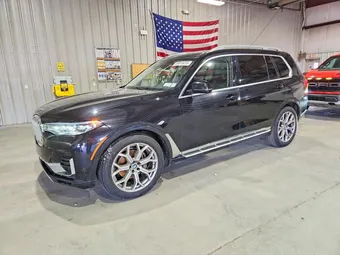 2021 BMW X7 5UXCW2C00M9F66858