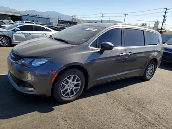 2021 Chrysler Voyager 2C4RC1DG8MR542762
