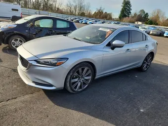 2018 Mazda 6 JM1GL1VMXJ1307596