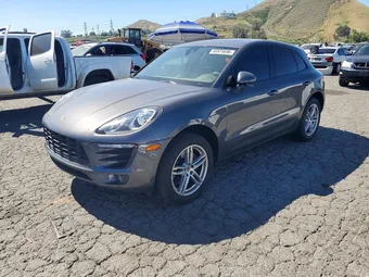 2018 Porsche Macan WP1AA2A56JLB02487