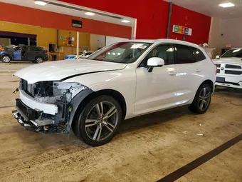 2021 Volvo XC60 YV4102RK1M1827572