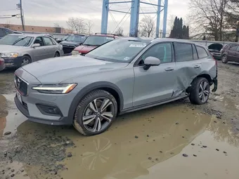 2025 Volvo V60 YV4L12WK8S2149758