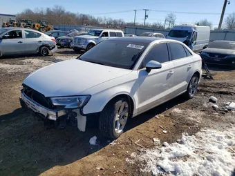 2018 Audi A3 WAUAUGFF1J1078471