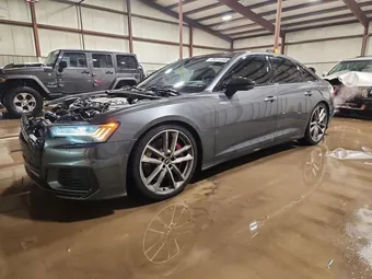 2021 Audi S6 WAUFFAF28MN037312