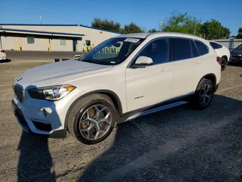 2017 BMW X1 WBXHU7C38H5H34816