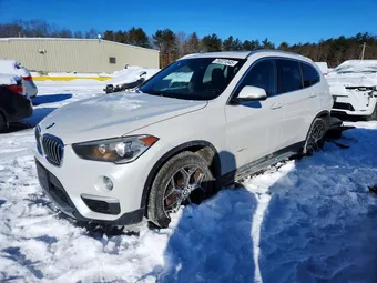 2016 BMW X1 WBXHT3C37G5E51656