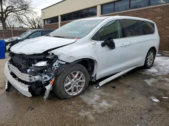 2022 Chrysler Voyager 2C4RC1CG6NR211620