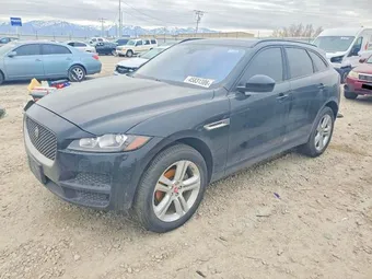 2017 Jaguar F-PACE SADCJ2BN9HA086983