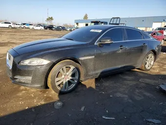 2017 Jaguar XJ-Series SAJWJ2GD8H8W09721