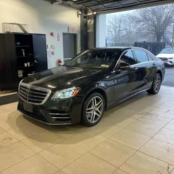 2018 Mercedes-Benz S-Class WDDUG8GB9JA419498
