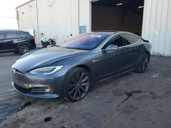 2017 Tesla Model S 5YJSA1E18HF200814
