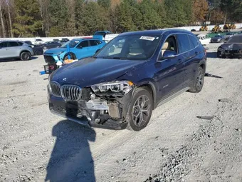 2017 BMW X1 WBXHT3C36H5F75127