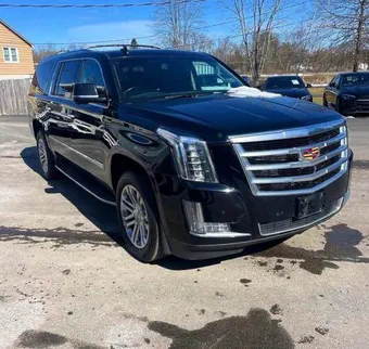 2018 Cadillac Escalade ESV 1GYS4GKJ0JR215185
