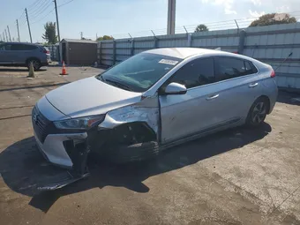 2018 Hyundai Ioniq KMHC75LC4JU060431