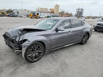 2018 Infiniti Q70 JN1BY1PP5JM330076