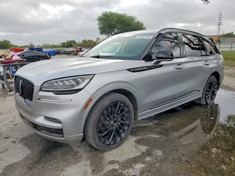 2023 Lincoln Aviator 5LM5J7WC1PGL22086