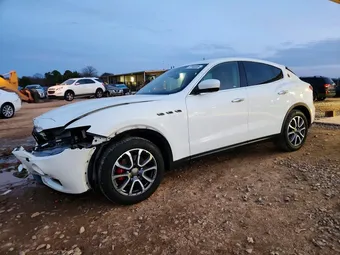 2017 Maserati Levante ZN661XUA6HX210543