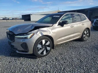 2025 Volvo XC60 Plug-IN Hybrid YV4H60RM9S1097278