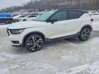 2021 Volvo XC40 YV4162UM9M2466271