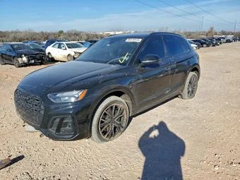 2023 Audi SQ5 WA1B4AFY4P2084462