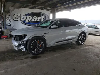 2022 Audi e-tron Sportback WA12AAGE8NB008303