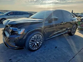 2024 Audi Q8 e-tron WA1CAAGE0RB052659