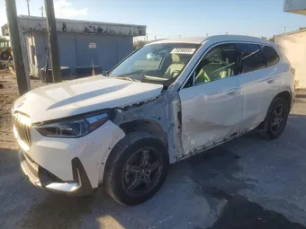 2024 BMW X1 WBX73EF06R5Y29605