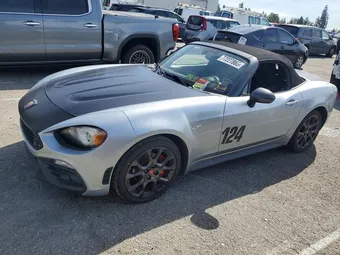 2018 Fiat 124 Spider JC1NFAEK2J0136410