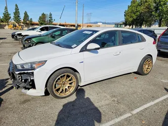 2019 Hyundai Ioniq KMHC65LC1KU114501