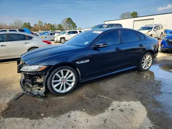2017 Jaguar XF SAJBL4BV4HCY32209