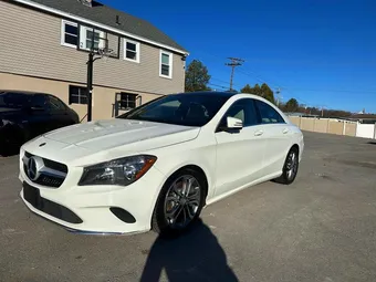 2018 Mercedes-Benz CLA-Class WDDSJ4GB7JN556661