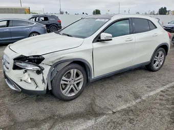 2017 Mercedes-Benz GLA-Class WDCTG4EB7HJ316991