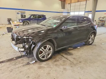 2019 Mercedes-Benz GLA-Class WDCTG4GB5KJ565164
