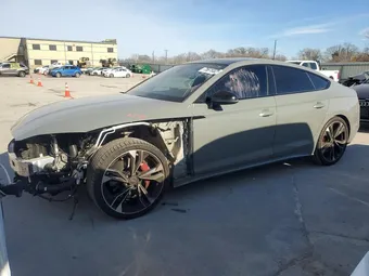 2022 Audi S5 WAUC4CF58NA019156
