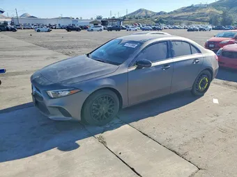 2022 Mercedes-Benz A-Class W1K3G4EB1NJ337861