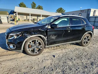 2018 Mercedes-Benz GLA-Class WDCTG4GB9JJ416450