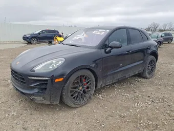 2017 Porsche Macan WP1AG2A56HLB55313