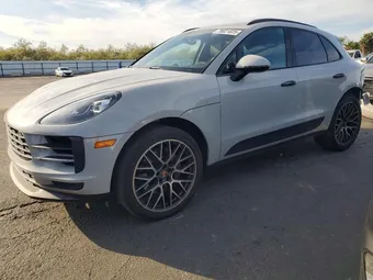 2020 Porsche Macan WP1AB2A53LLB36421