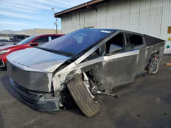 2024 Tesla Cybertruck 7G2CEHED4RA052717