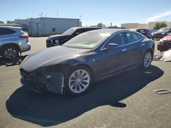 2016 Tesla Model S 5YJSA1E27GF177467