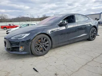 2017 Tesla Model S 5YJSA1E2XHF185984
