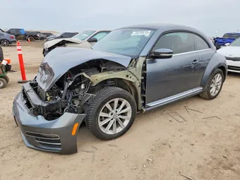 2019 Volkswagen Beetle 3VWJD7AT7KM713081