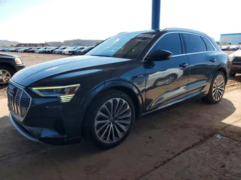 2019 Audi e-tron WA1VABGEXKB022461