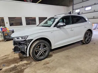 2018 Audi SQ5 WA1A4AFY3J2013630