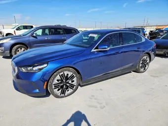 2026 BMW i5 WBY33HG06TCW27165