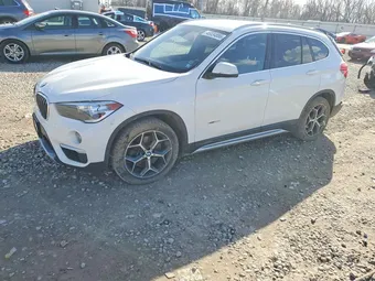 2018 BMW X1 WBXHT3C33J5K30284